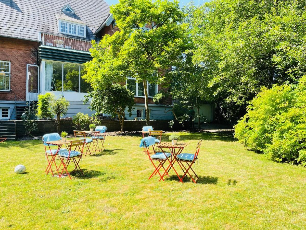 Aday - Aalborg Mansion - Open Bright Apartment With Garden Exterior photo